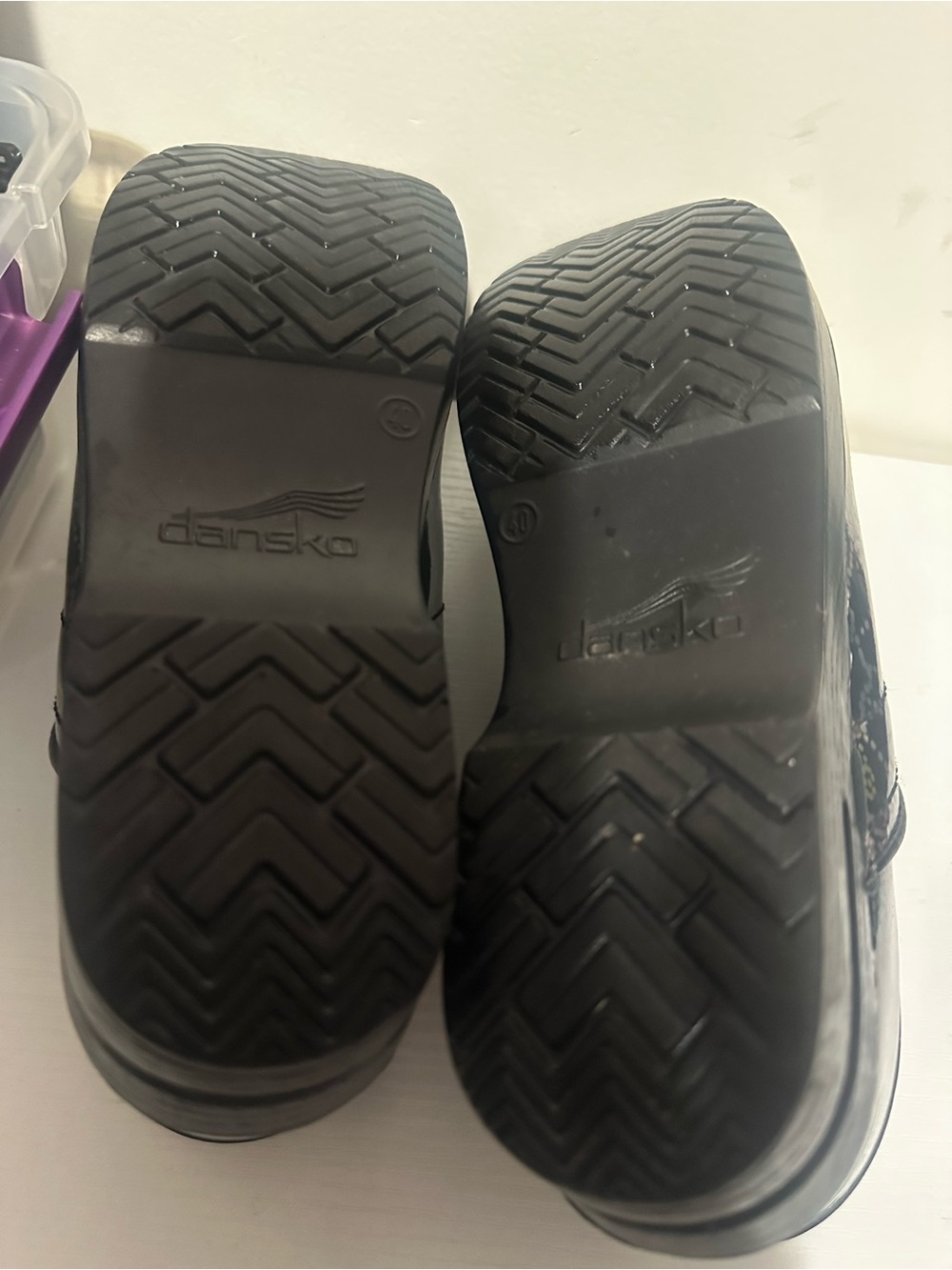Dansko XP 2.0 Clog Floral Dot in Black size 10 - Picture 6 of 6